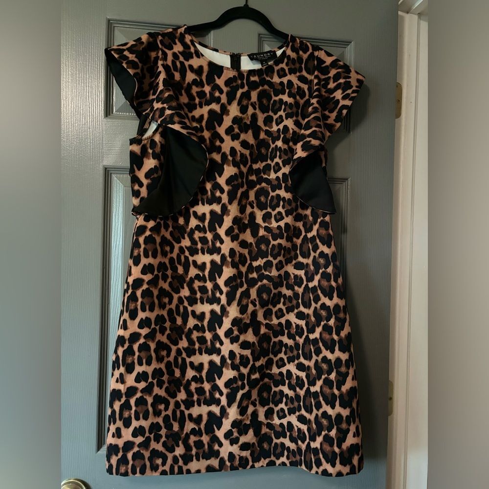 Laundry by Shelli Segal Leopard Print Flutter Sleeve Dress size 12*
